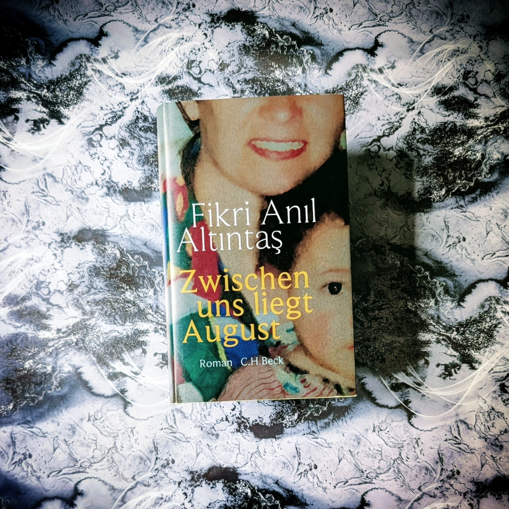 WAS VON EINER JUGEND BLEIBT