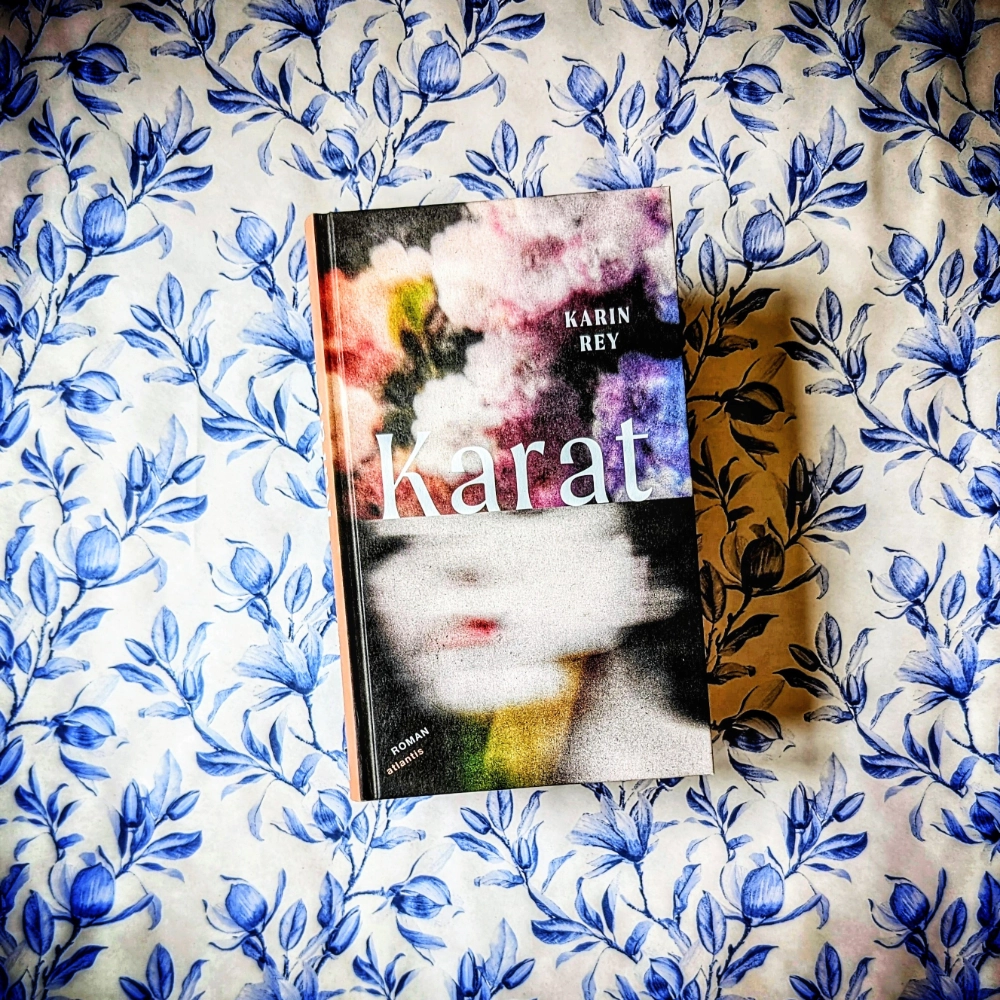 AUF DER FLUCHT VOR DEM LAUERNDEN KONJUNKTIV